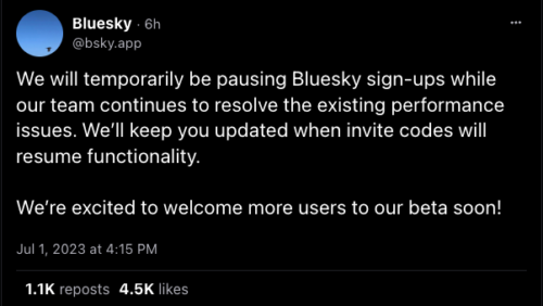 Blueskyがパフォーマンス問題のために新規アカウント開設一時凍結を発表した投稿